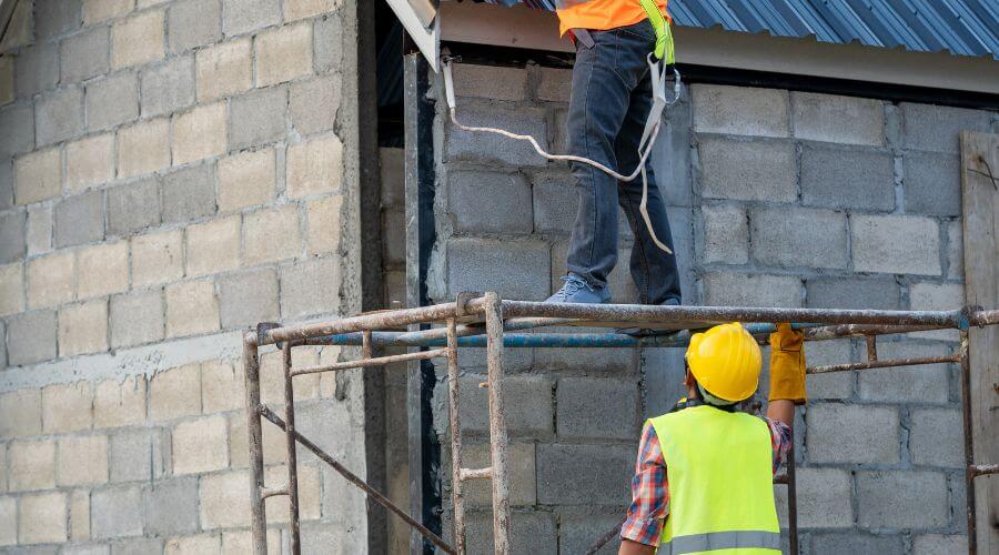 Expert Emergency Roof Repairs services in Bloomfield, NY